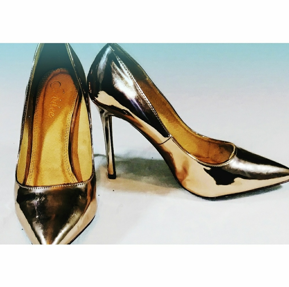 "Jubilee" Rose 🌹 Gold Patent leather heels